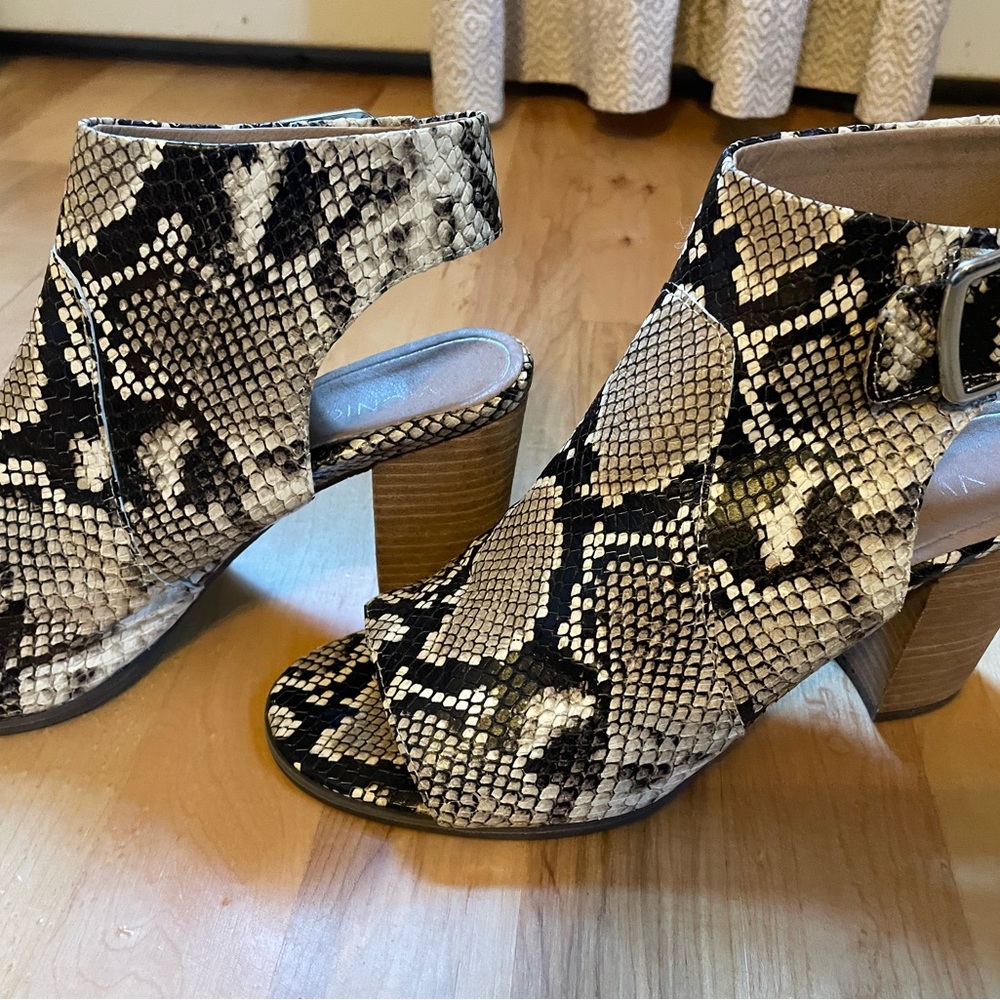 Vionic Blakey Peep-Toe Ankle Boot Python Snakeski… - image 3